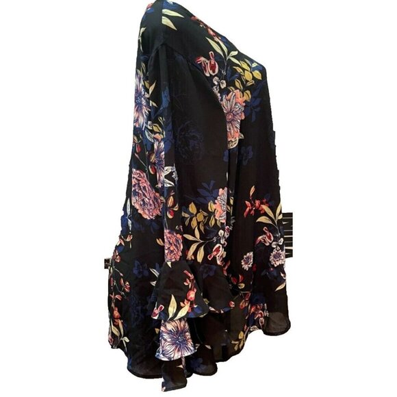 Chelsea Studio +22/24 Black Floral Crossover Strap V-Neck Bell Long Sleeve Top - Picture 3 of 6